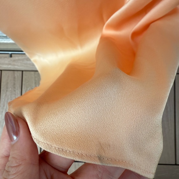 Gianni Bini Quinn ruffle draped V-neck sleeveless satin dress soft peach color - Picture 5 of 12